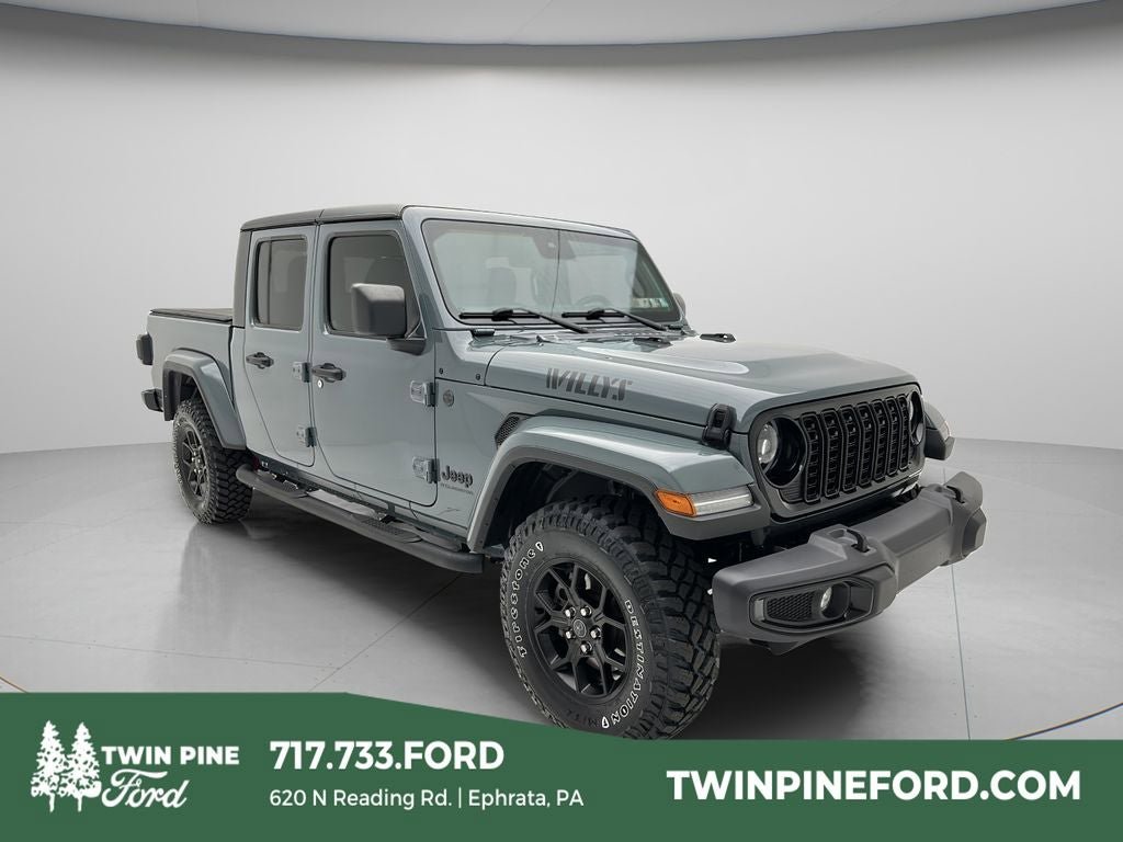 Used 2024 Jeep Gladiator Sport AWD/4WD image 1