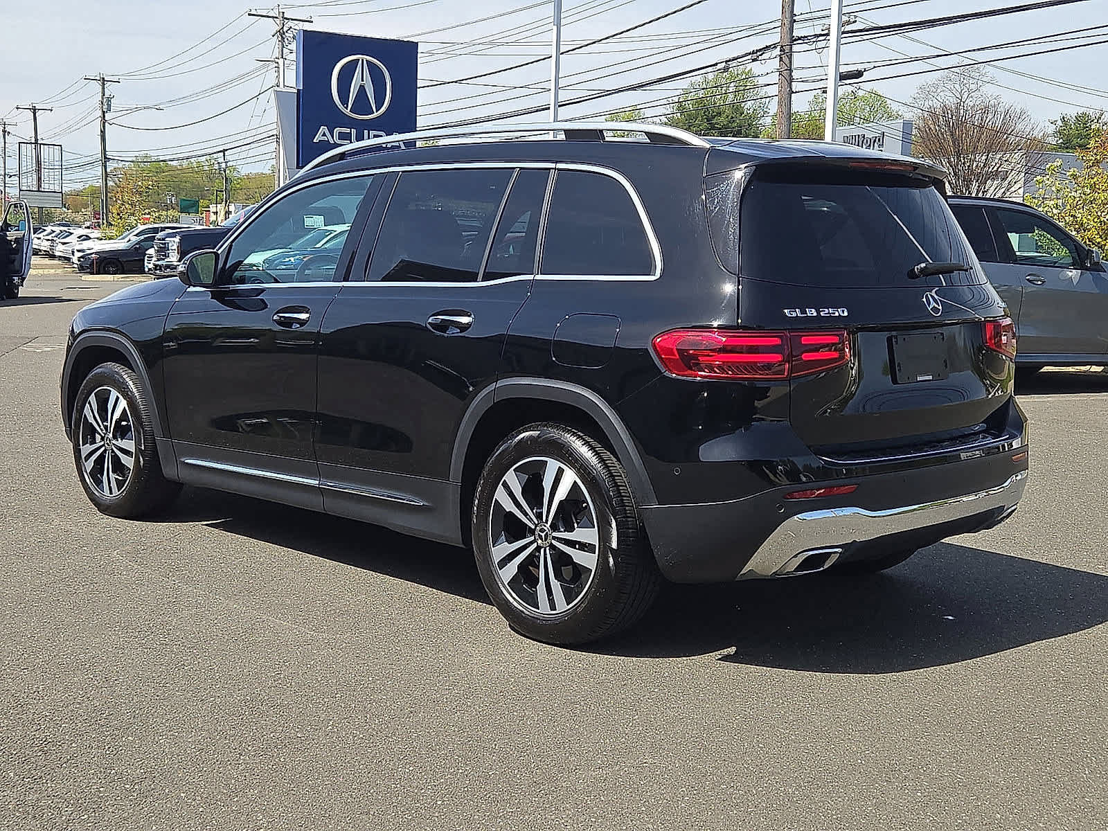 Used 2024 Mercedes-Benz GLB 250 4MATIC image 7