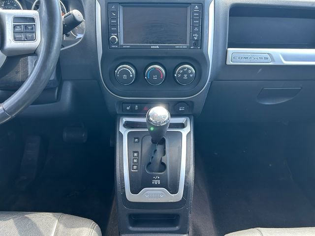 Used 2015 Jeep Compass High Altitude image 11