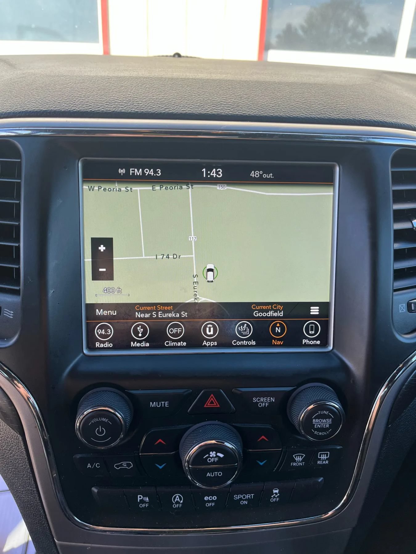 Used 2018 Jeep Grand Cherokee Altitude AWD/4WD image 11