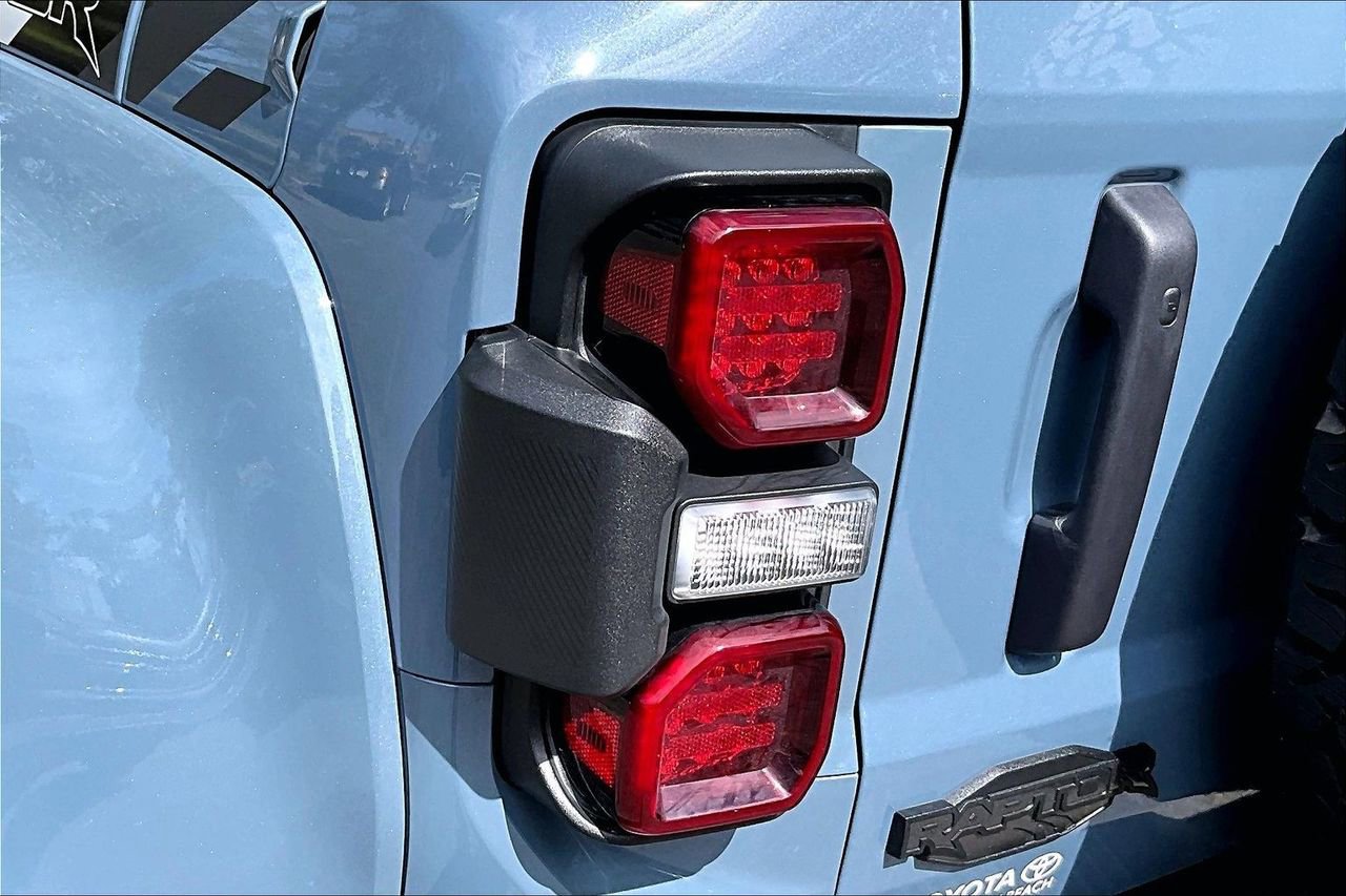 Used 2024 Ford Bronco Raptor w/ Interior Carbon Fiber Pack 6 image 20