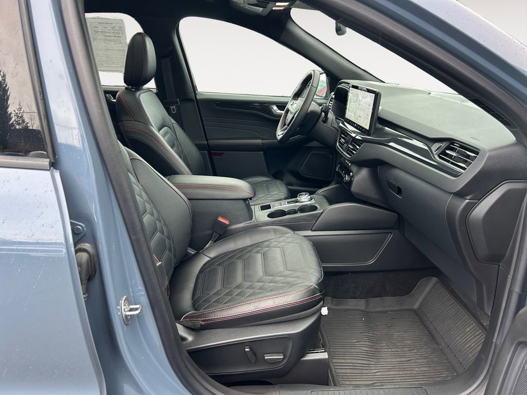 Used 2024 Ford Escape ST-Line Elite w/ Premium Technology Package image 11