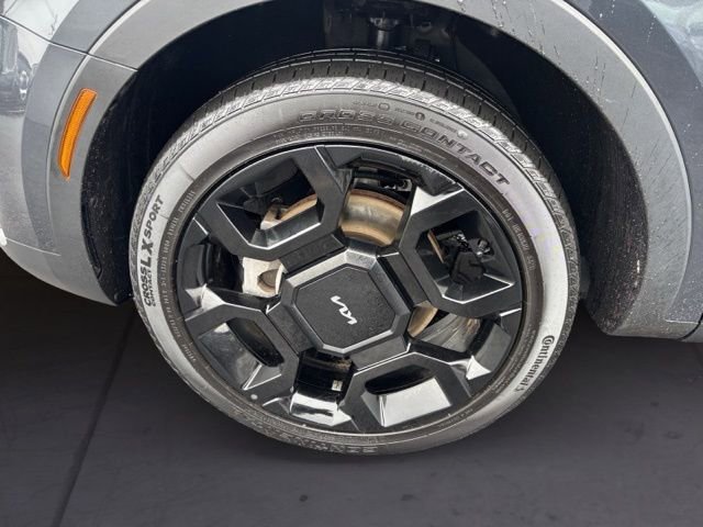 Certified 2024 Kia Sorento X-Line EX AWD/4WD image 9
