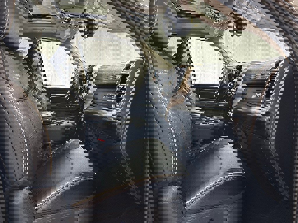 Used 2024 RAM 2500 Laramie image 60