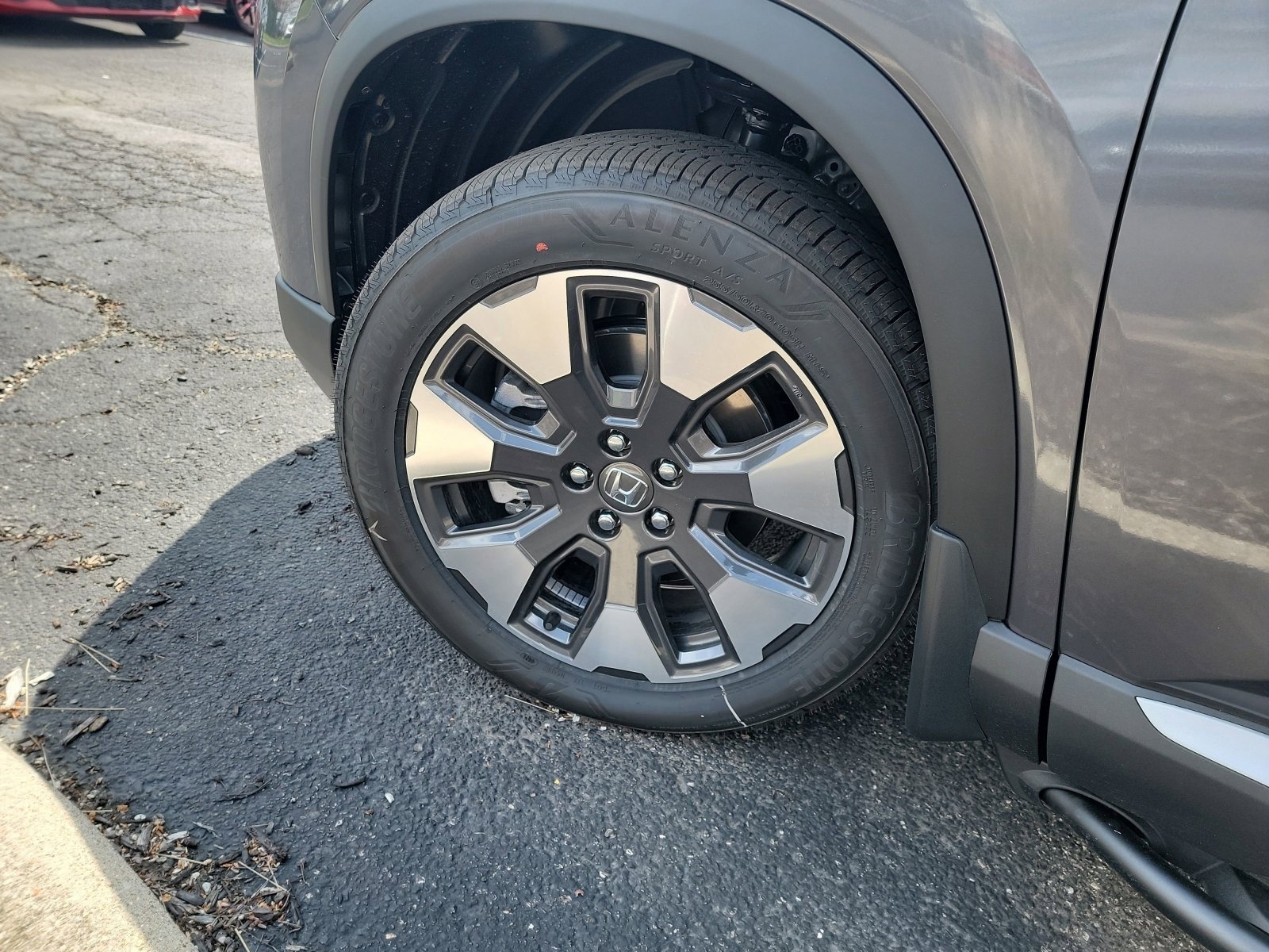 New 2026 Honda Pilot Touring image 30