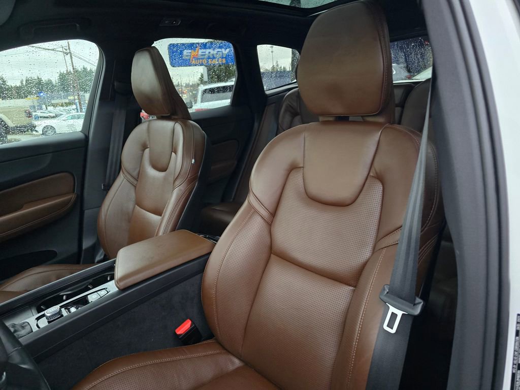 Used 2021 Volvo XC60 T5 Inscription w/ Advanced Package image 22