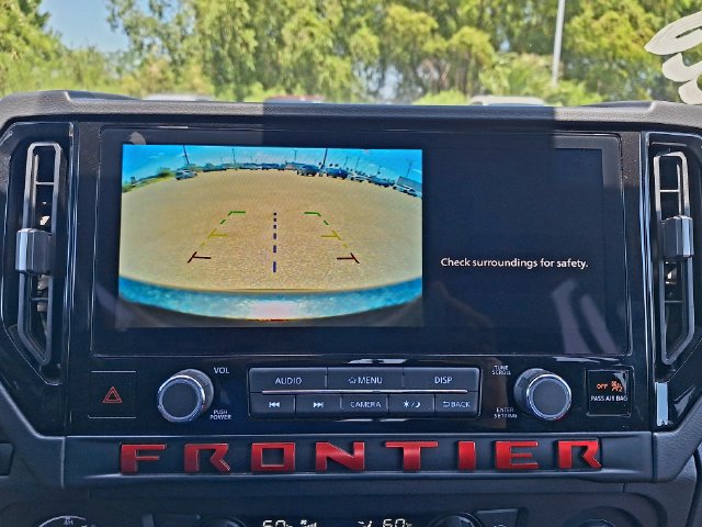 Certified 2025 Nissan Frontier PRO-4X w/ Tow Package AWD/4WD image 21
