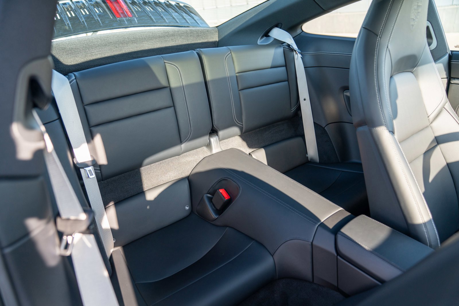 Certified 2025 Porsche 911 Carrera RWD image 26