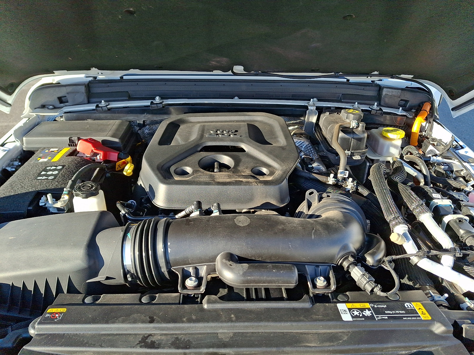 Used 2024 Jeep Wrangler Unlimited Sahara image 27