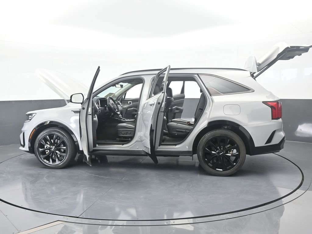 Used 2023 Kia Sorento SX image 78