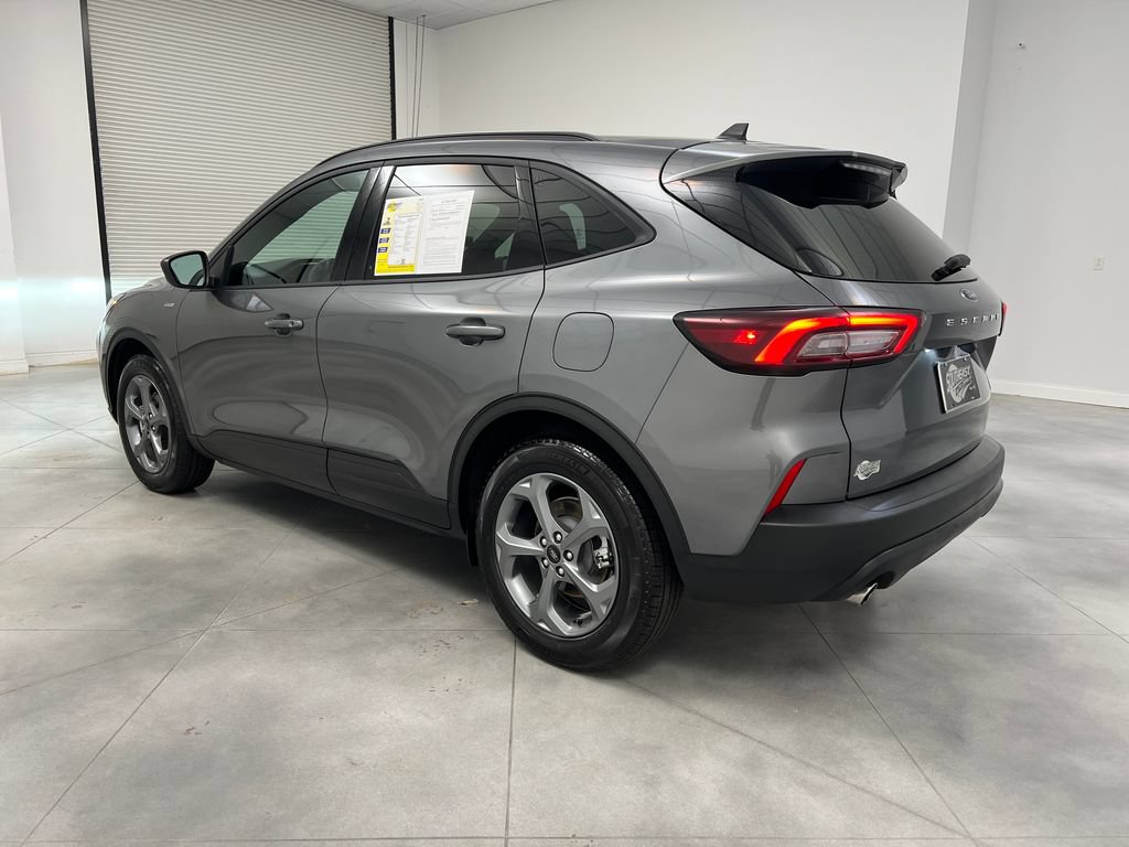 Used 2026 Ford Escape ST-Line FWD image 6