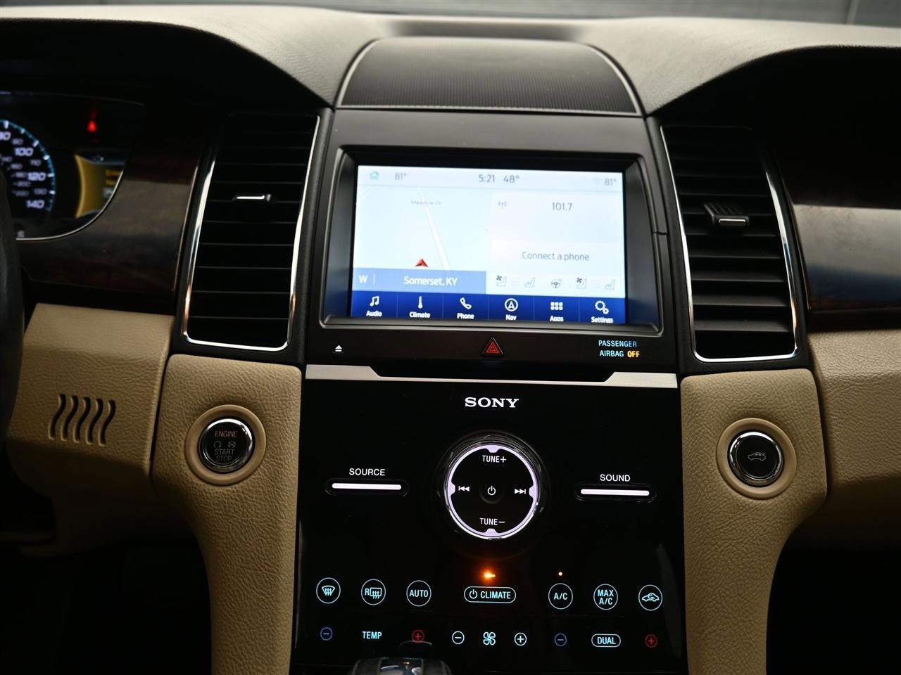 Used 2018 Ford Taurus Limited FWD image 13