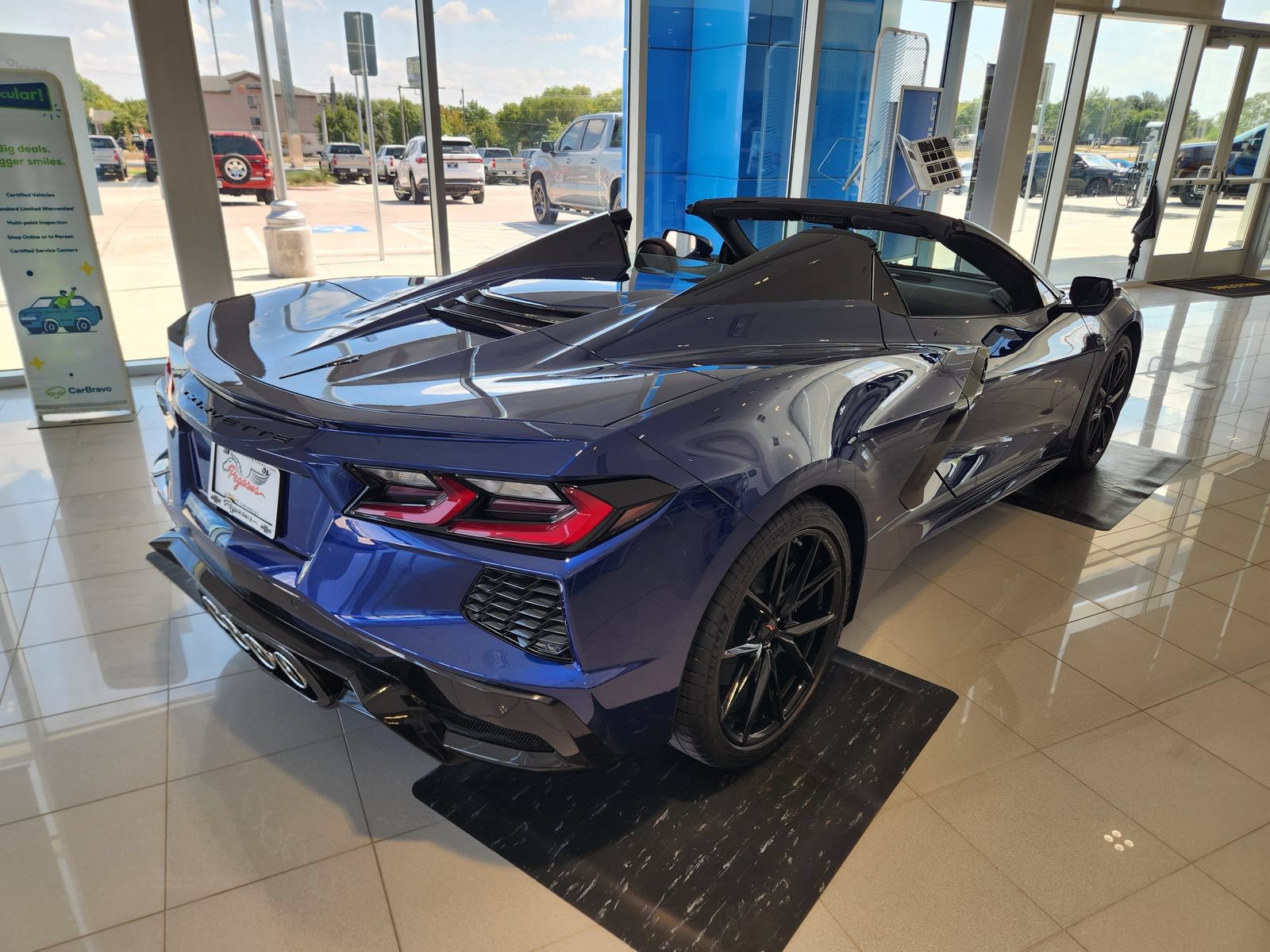 New 2027 Chevrolet Corvette Stingray Convertible RWD image 5
