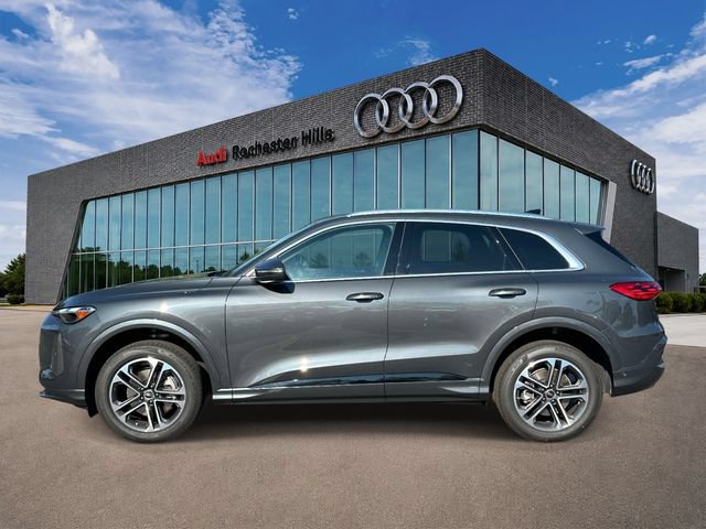 Certified 2025 Audi Q5 Premium w/ Convenience Package AWD/4WD image 2