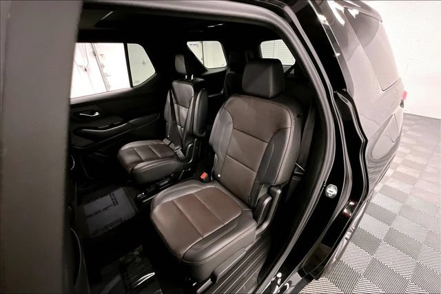 Used 2023 Chevrolet Traverse High Country FWD image 25