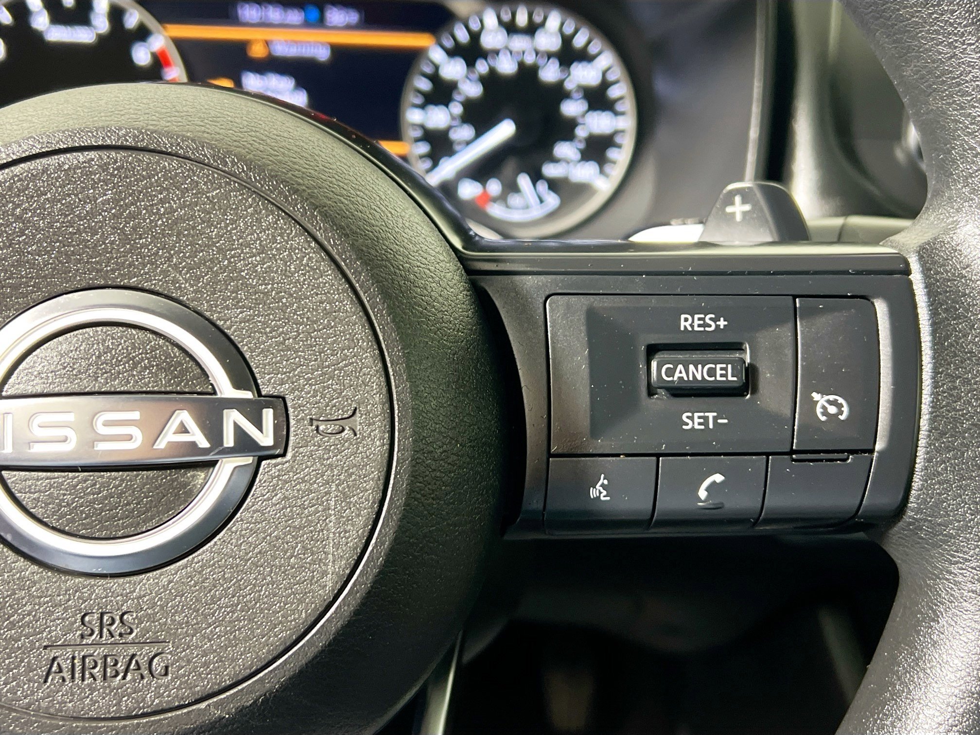 Used 2023 Nissan Rogue S image 19