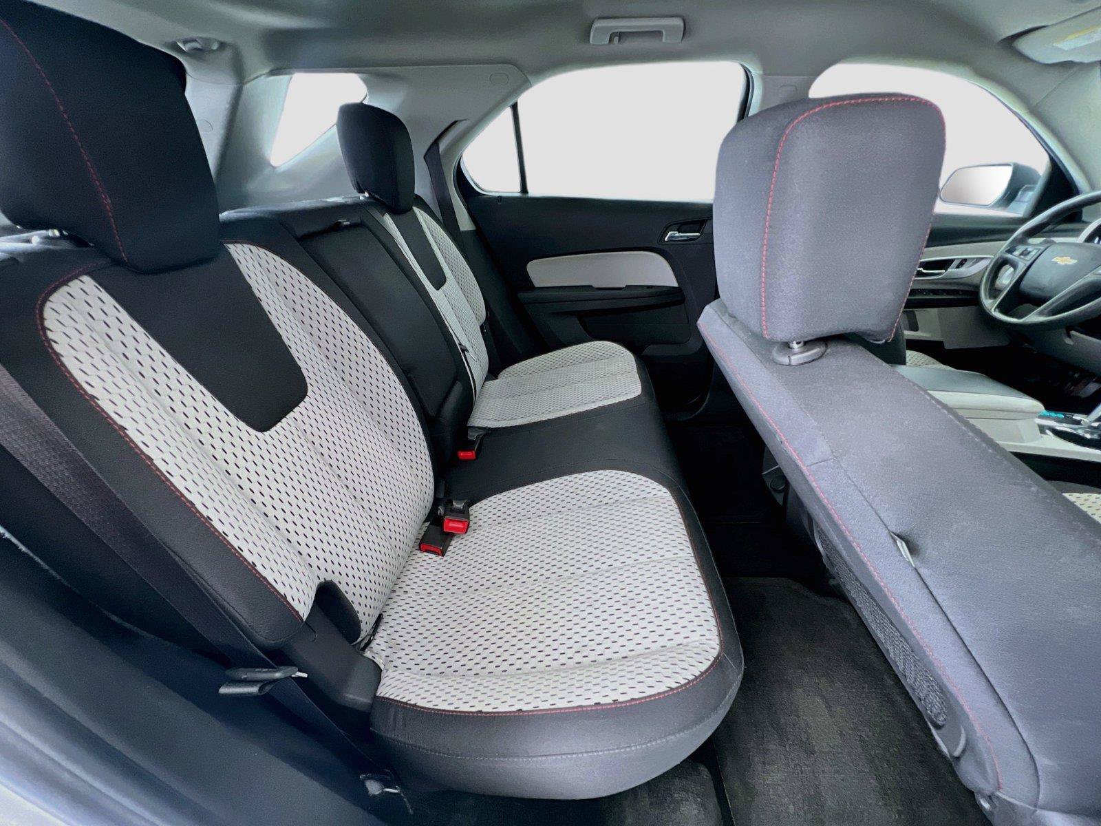 Used 2015 Chevrolet Equinox LS FWD image 23