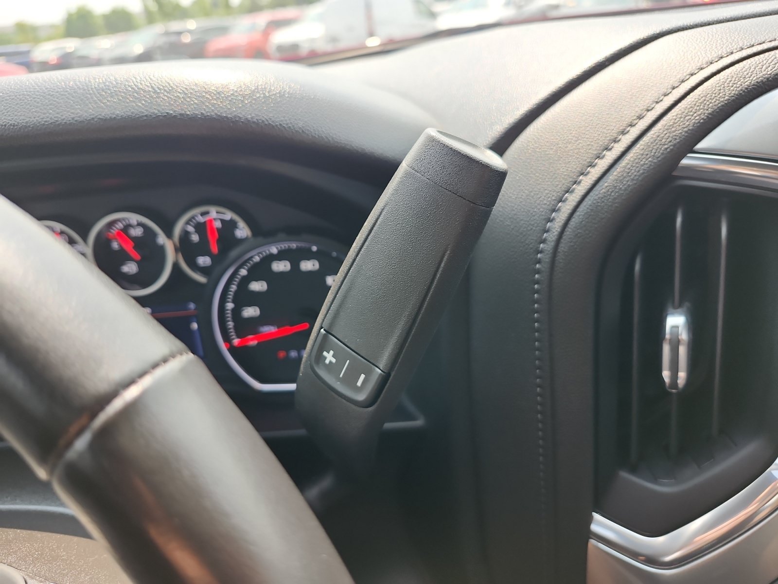 Used 2022 Chevrolet Silverado 1500 RST AWD/4WD image 24