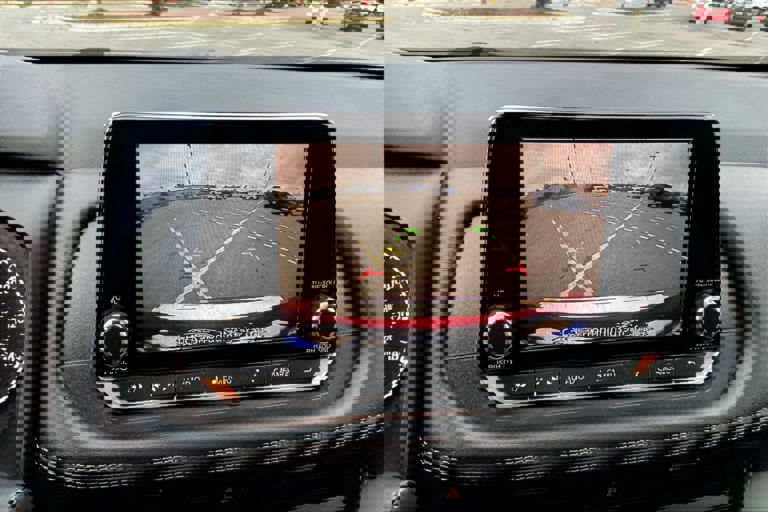 Used 2024 Nissan Rogue S image 15