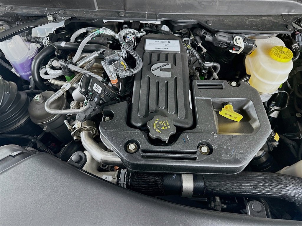 New 2026 RAM 3500 Limited w/ Towing Technology Group image 18