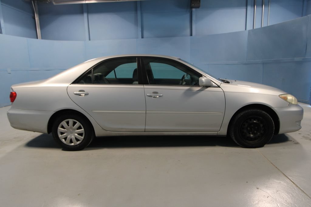 Used 2006 Toyota Camry FWD image 25