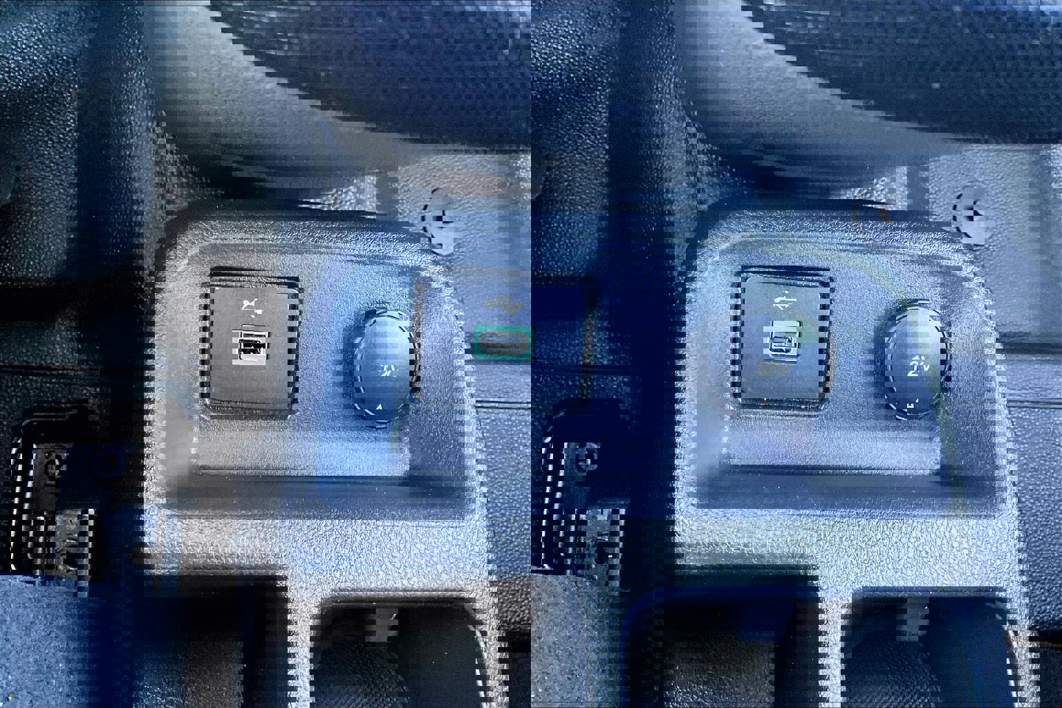 Used 2022 Ford Transit Connect XL image 15