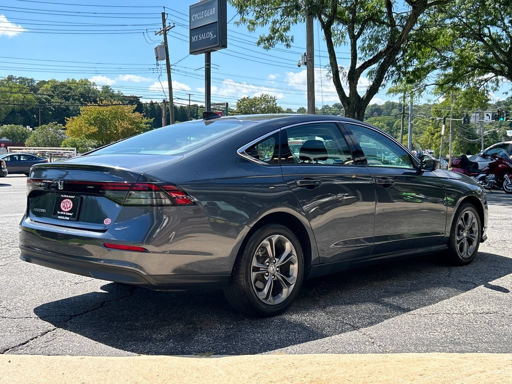 Used 2024 Honda Accord EX image 2