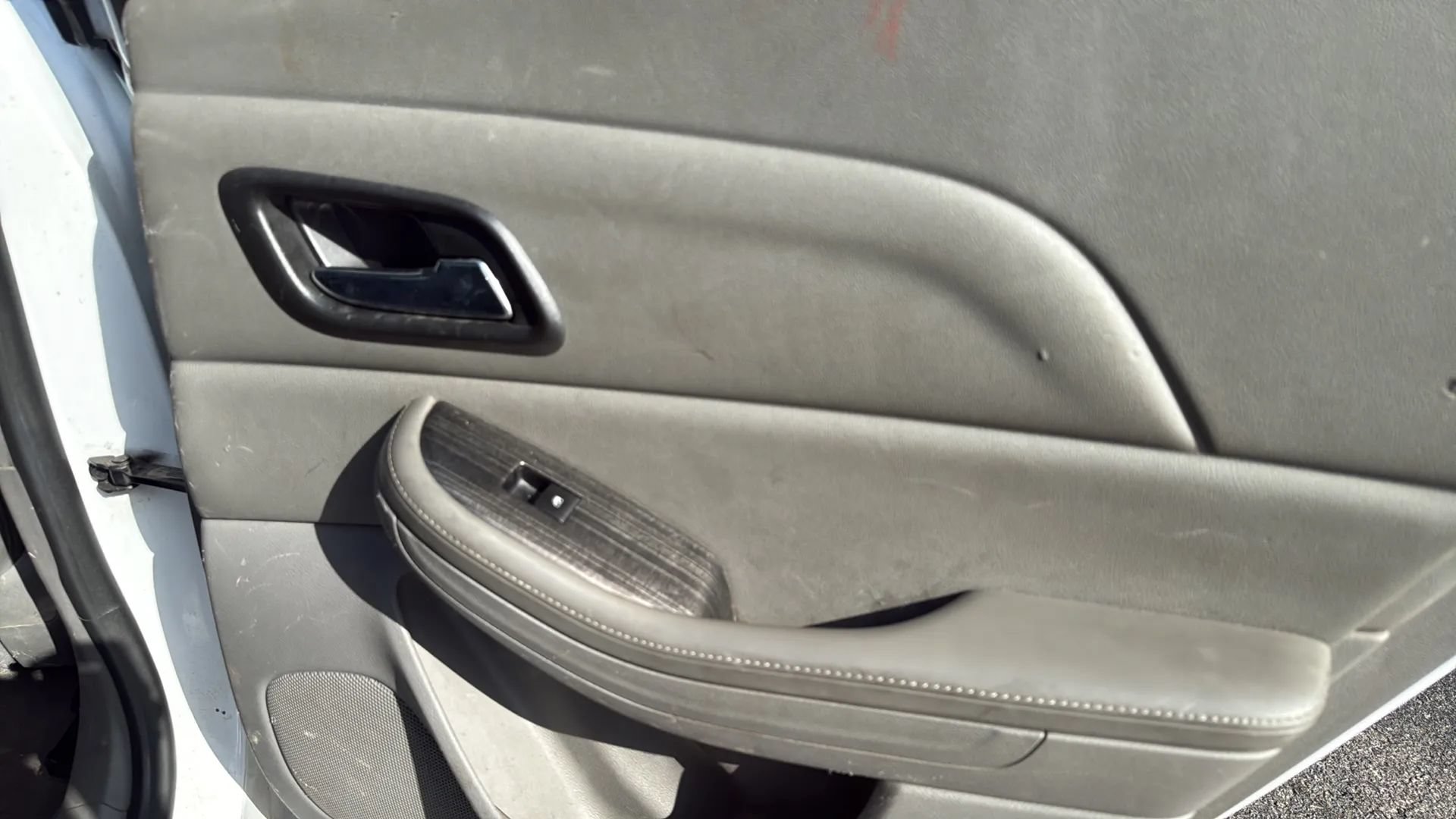 Used 2014 Chevrolet Malibu LT FWD image 14