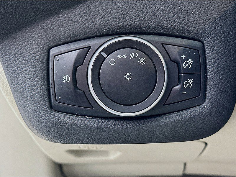 Used 2015 Ford Escape Titanium w/ Equipment Group 301A FWD image 10