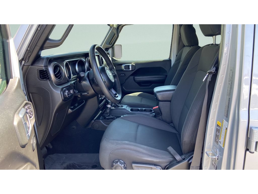Used 2023 Jeep Gladiator Sport AWD/4WD image 7