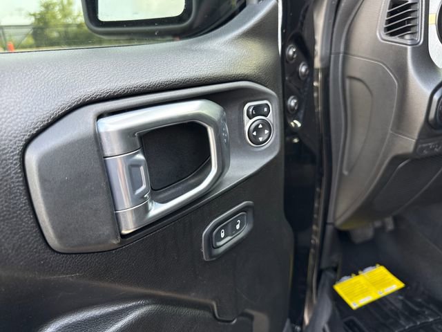 Used 2024 Jeep Wrangler Sport S image 11