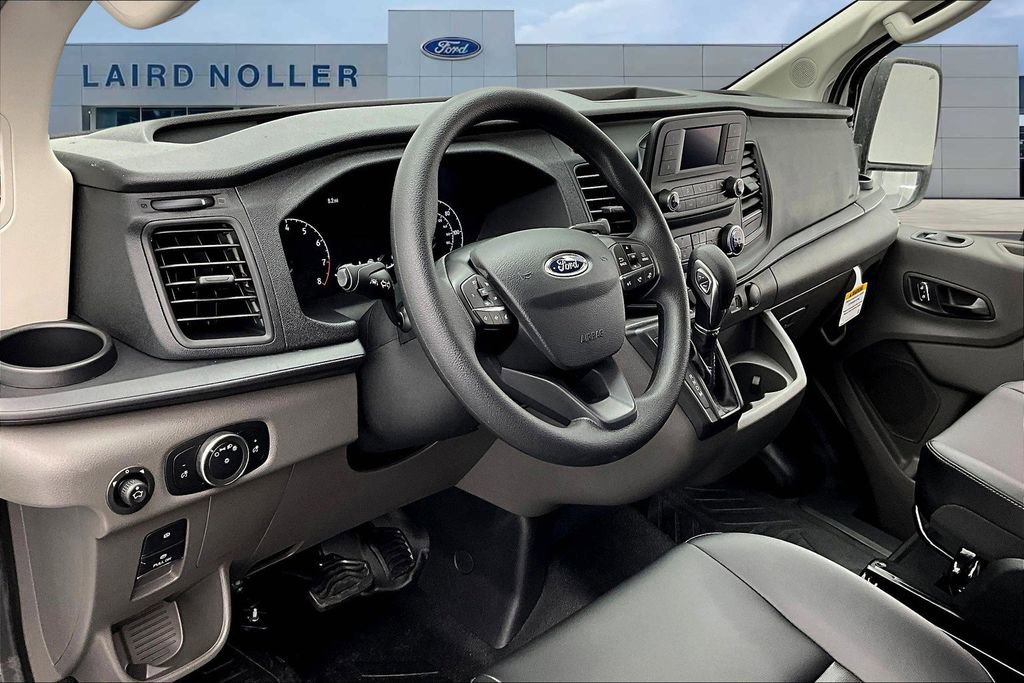 New 2025 Ford Transit 250 Low Roof image 7