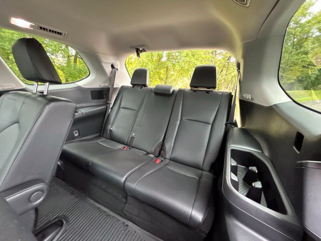 Used 2024 Toyota Grand Highlander AWD image 30