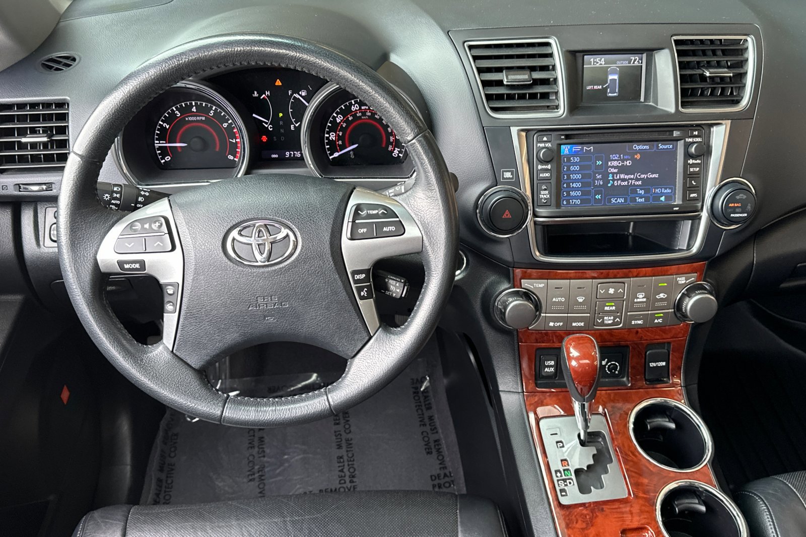 Used 2013 Toyota Highlander Limited AWD/4WD image 29