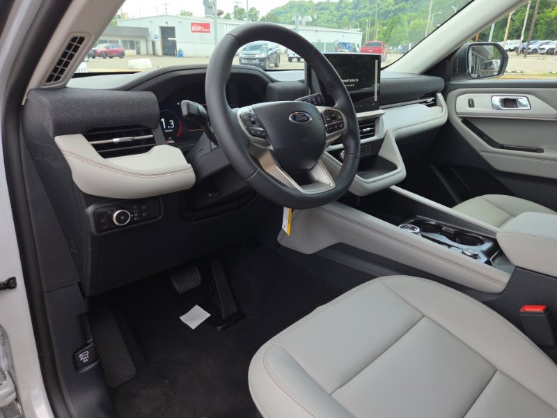 New 2026 Ford Explorer Active w/ Active Comfort Package AWD/4WD image 27