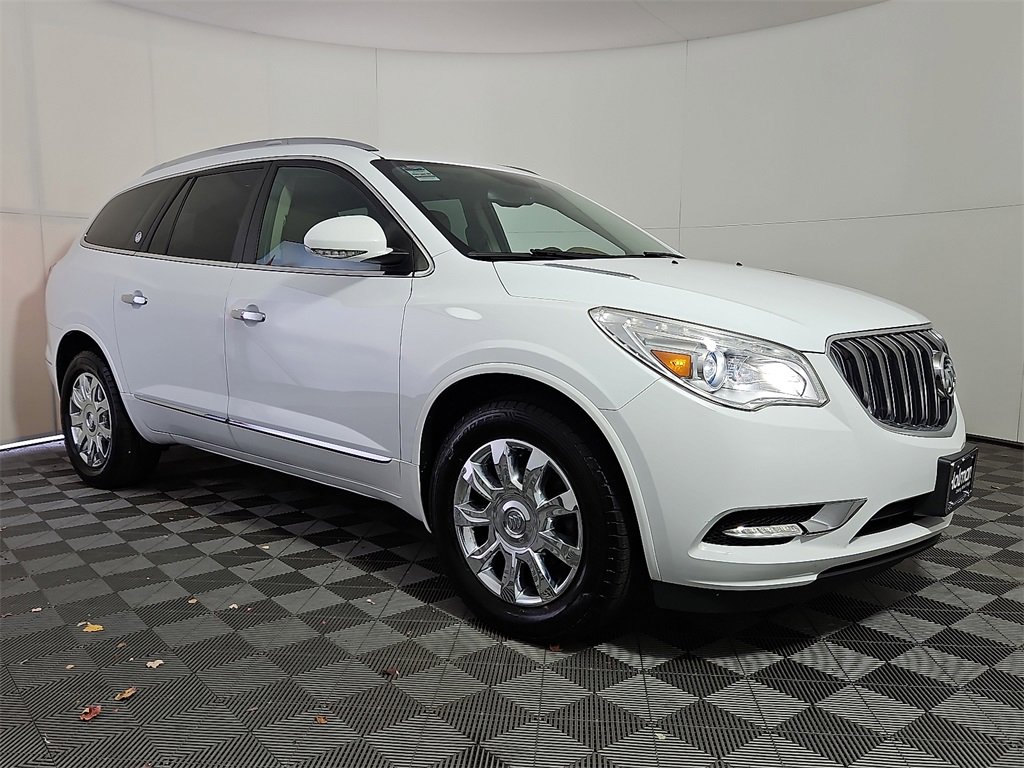 Used 2017 Buick Enclave Leather image 4