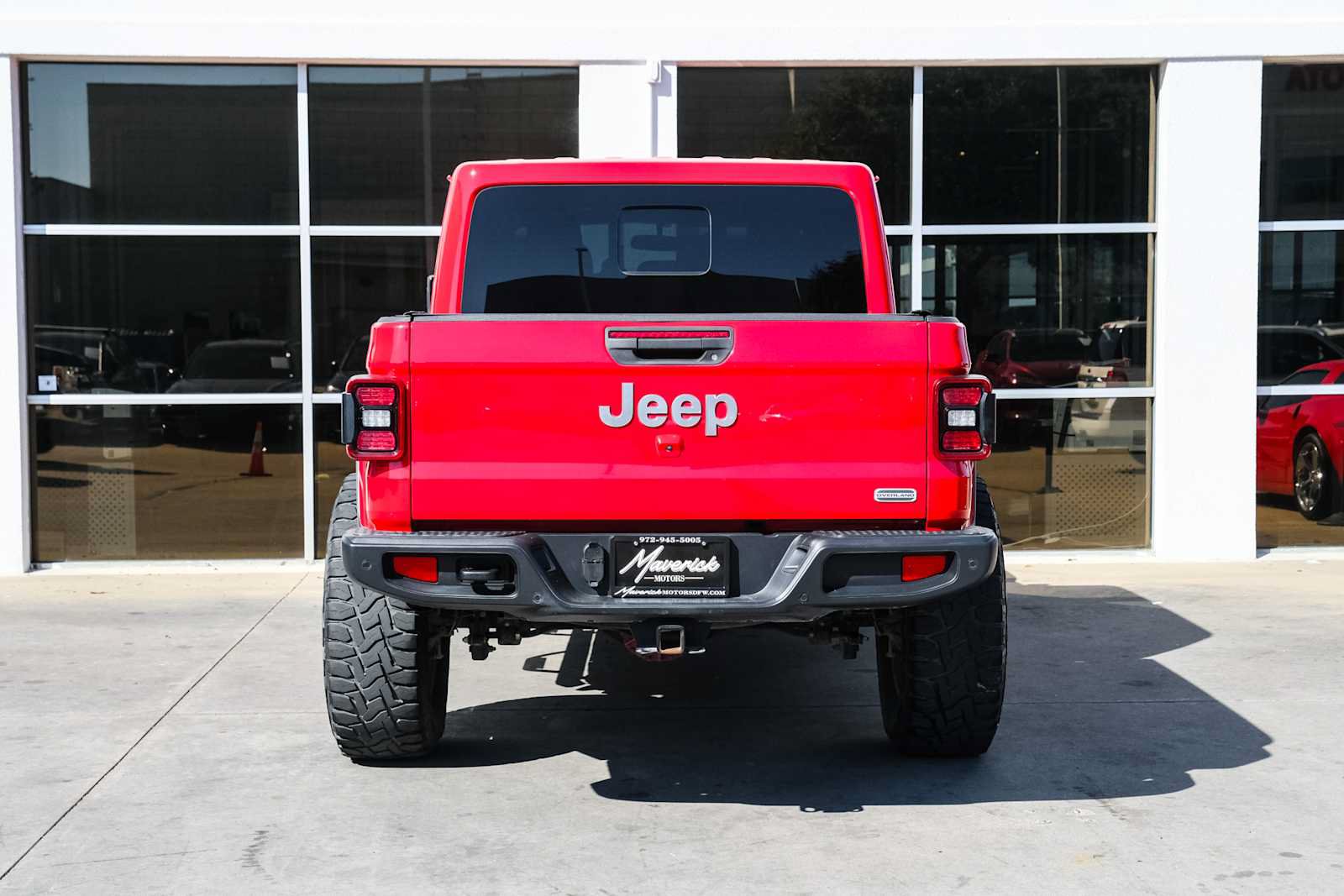 Used 2020 Jeep Gladiator Overland w/ LED Lighting Group AWD/4WD image 12
