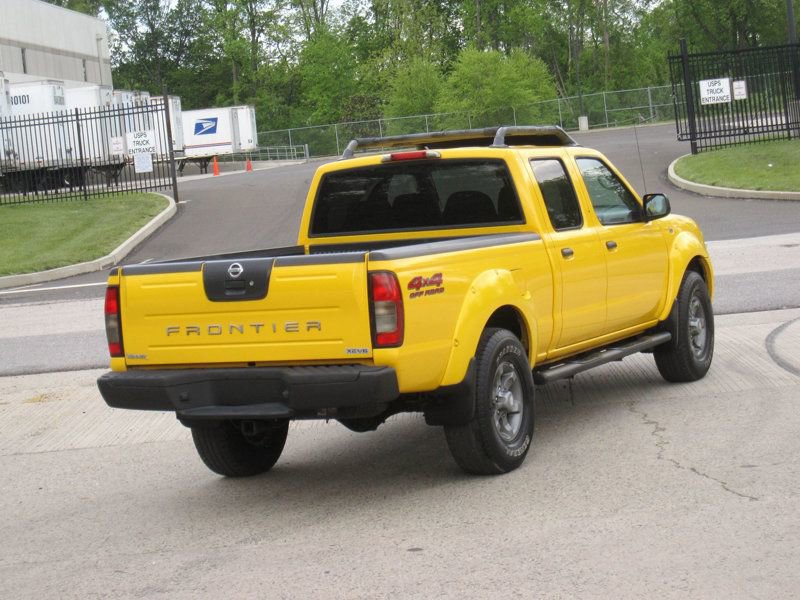 Used 2004 Nissan Frontier XE w/ (PWR) XE Pwr Pkg AWD/4WD image 13