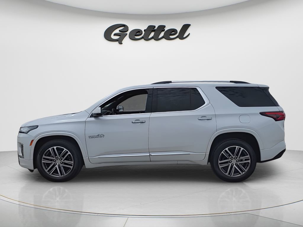 Used 2023 Chevrolet Traverse High Country AWD/4WD image 2