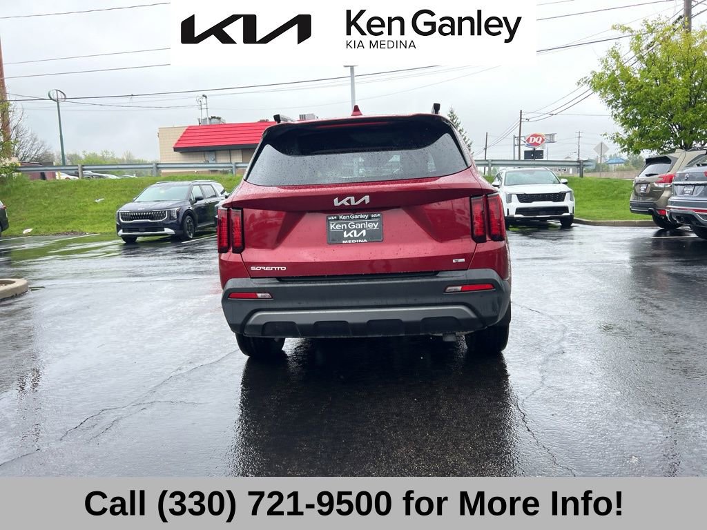 Certified 2023 Kia Sorento X-Line EX AWD/4WD image 12