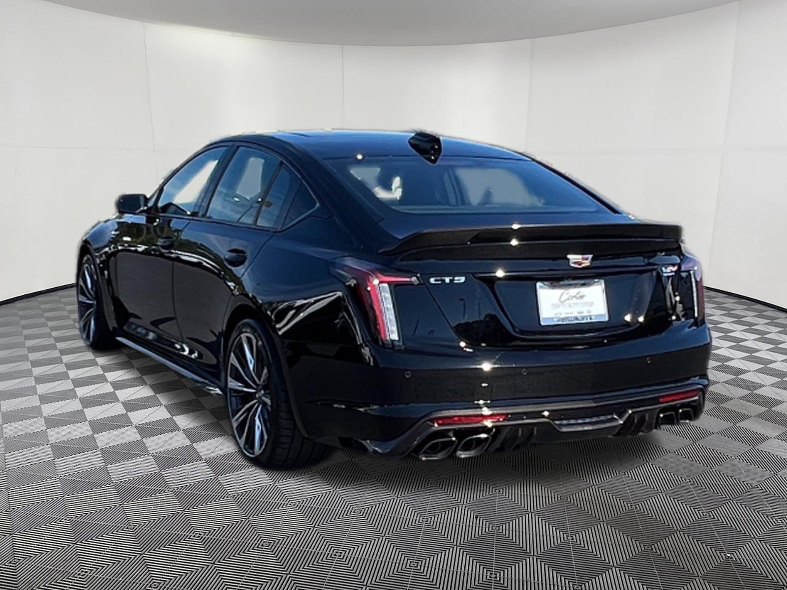 New 2026 Cadillac CT5 V Blackwing w/ Carbon Fiber 2 Package RWD image 4