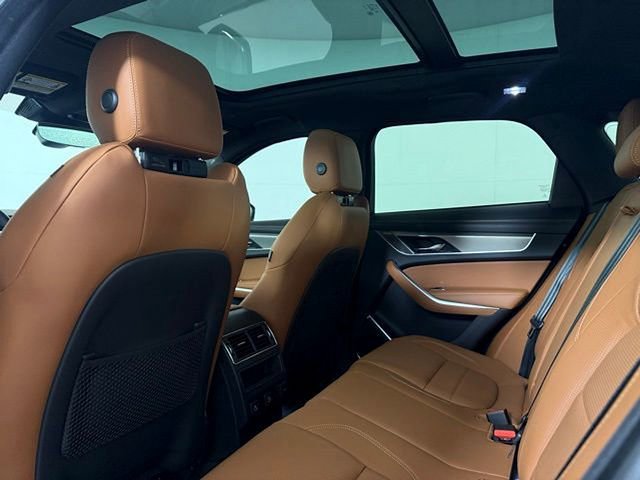 New 2025 Jaguar F-PACE R-Dynamic S image 25