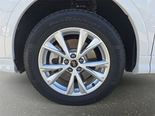 Certified 2024 Audi Q3 2.0T Premium Plus image 35