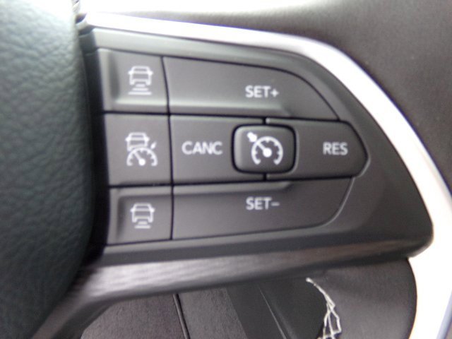 New 2024 Jeep Grand Cherokee L Laredo w/ Trailer Tow Package image 15