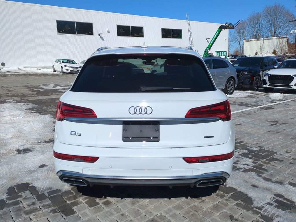 Used 2024 Audi Q5 e Premium Plus image 4