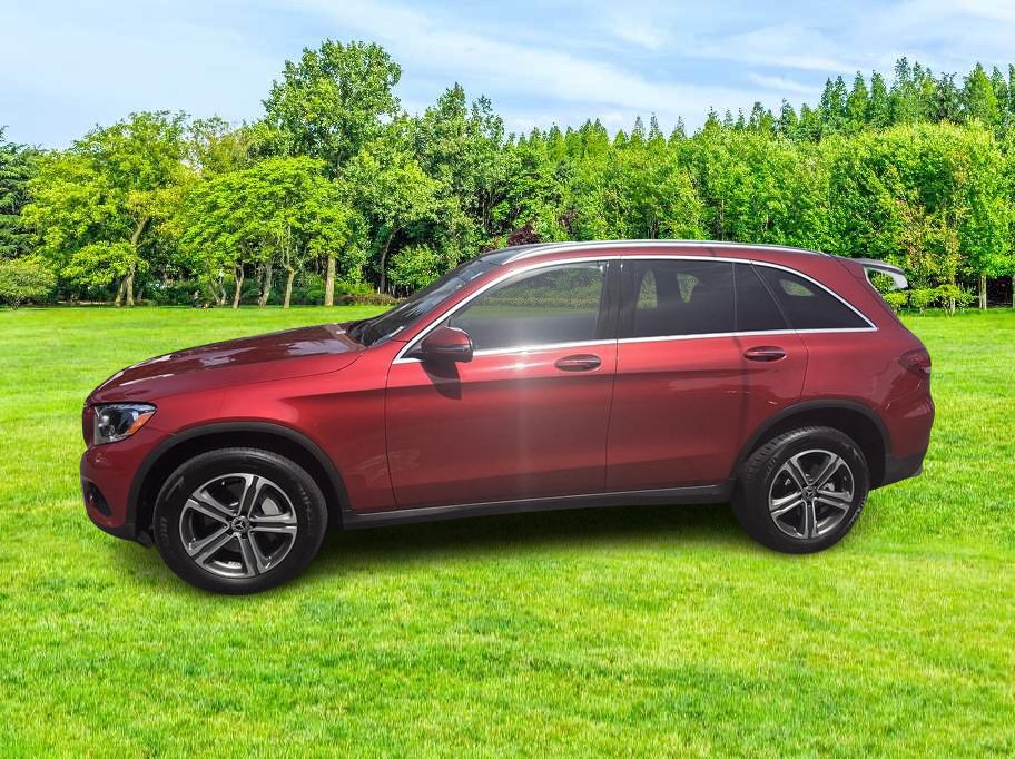 Used 2017 Mercedes-Benz GLC 300 4MATIC image 5