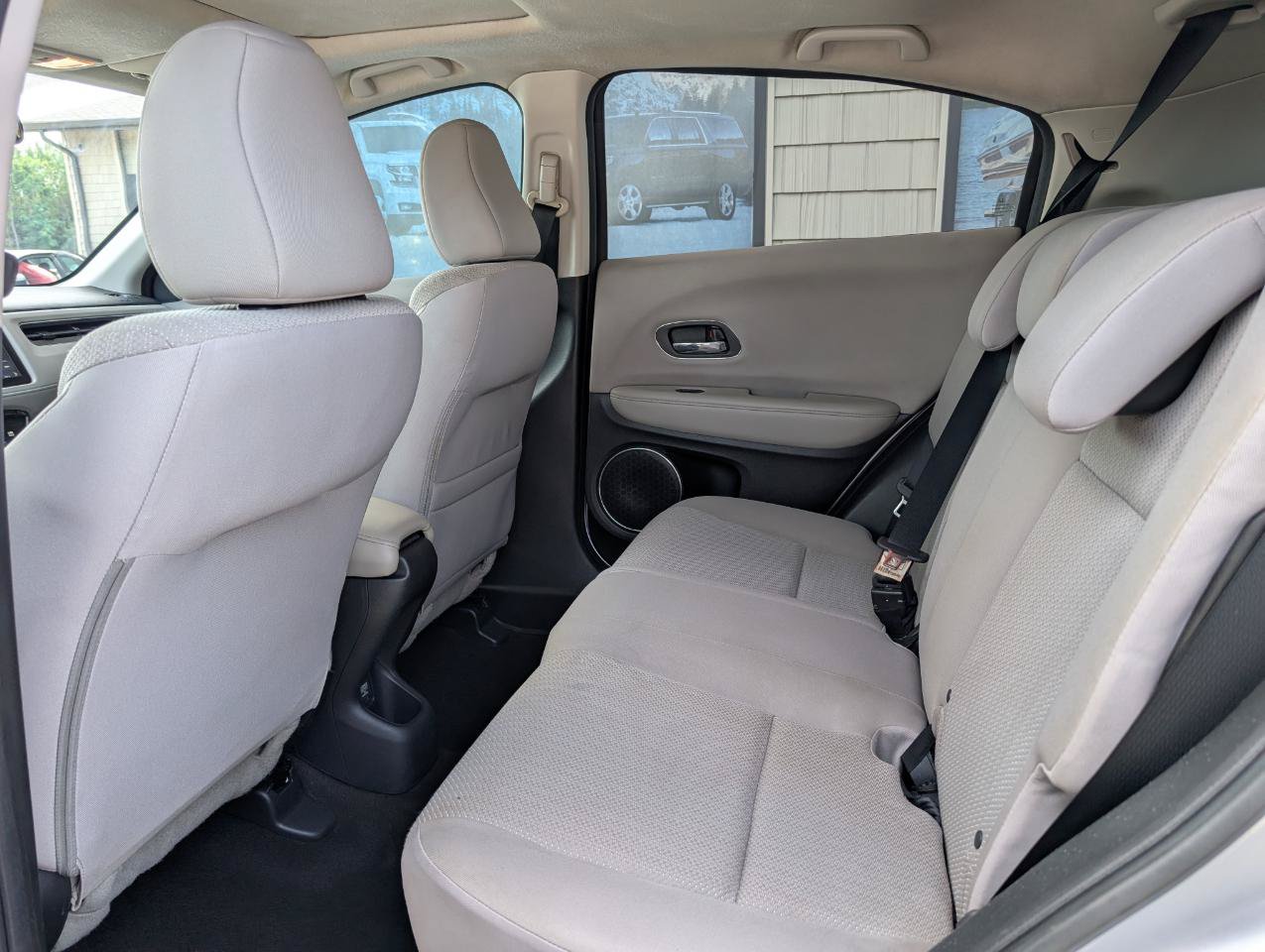 Used 2017 Honda HR-V EX image 17