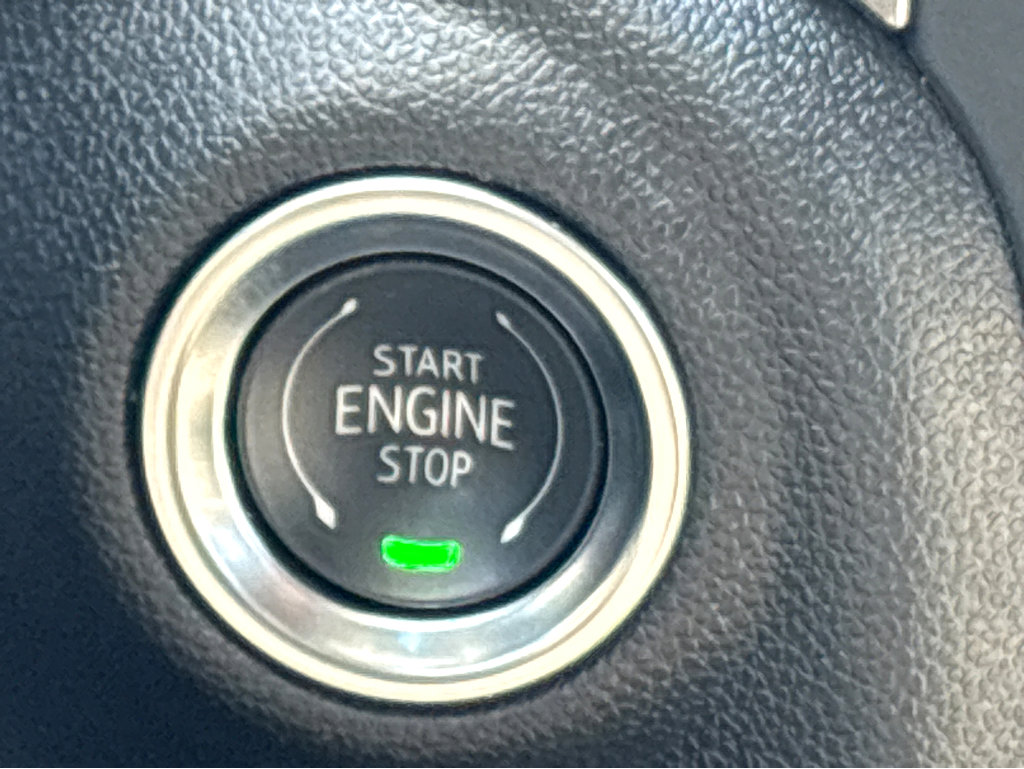 Used 2025 Chevrolet Silverado 1500 Custom image 6