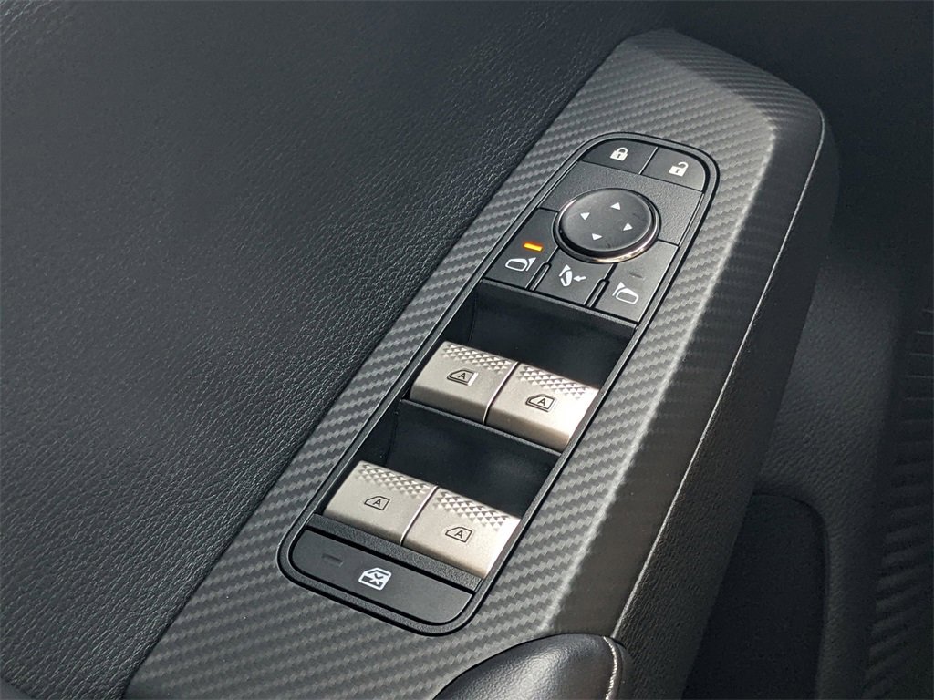 New 2025 Mitsubishi Outlander SEL image 26