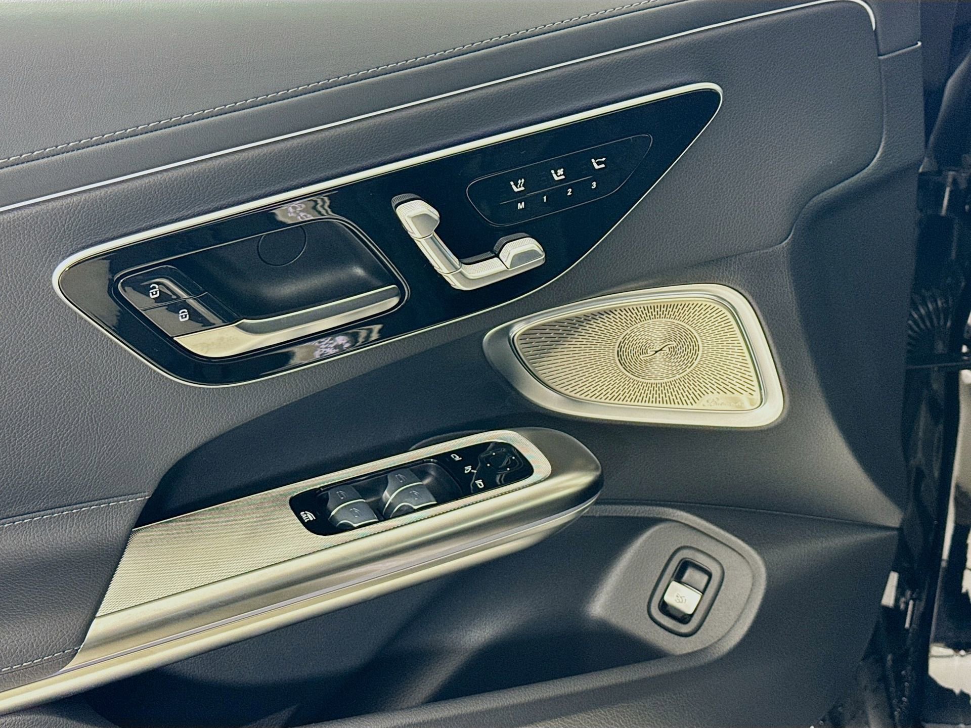 New 2026 Mercedes-Benz CLE 300 4MATIC Cabriolet image 19